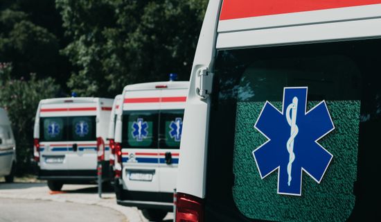 永平救护车转运病人过路高速收费吗？